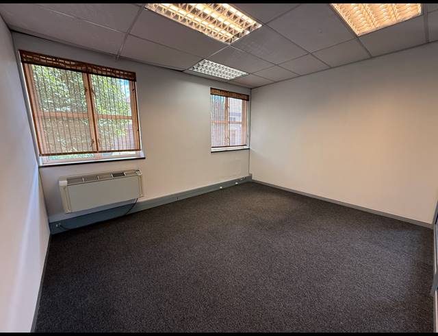 914M² OFFICE TO LET IN RIVIERA